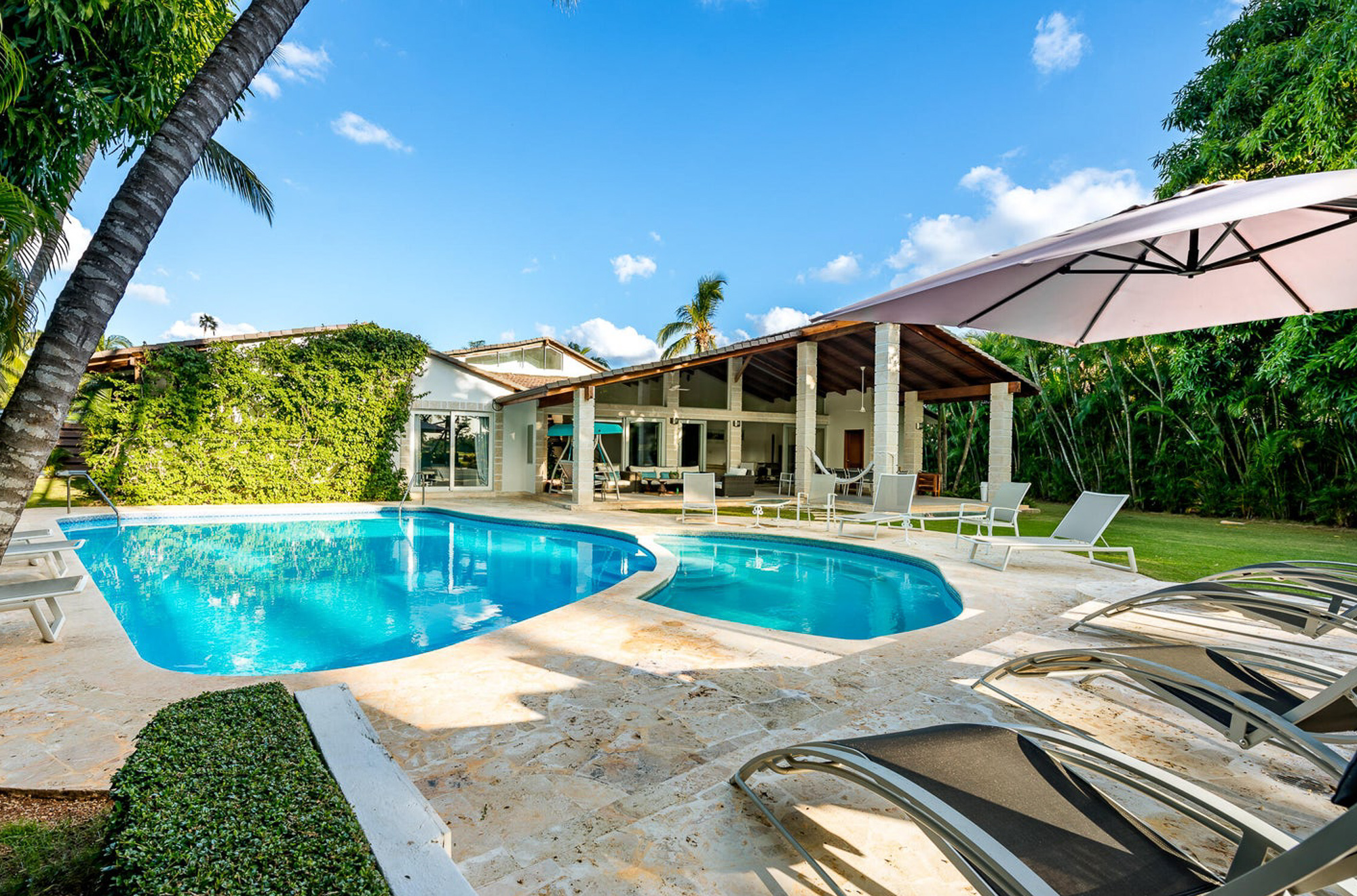 Splendid Villa at Los Lagos, High Producing Rentals Investment