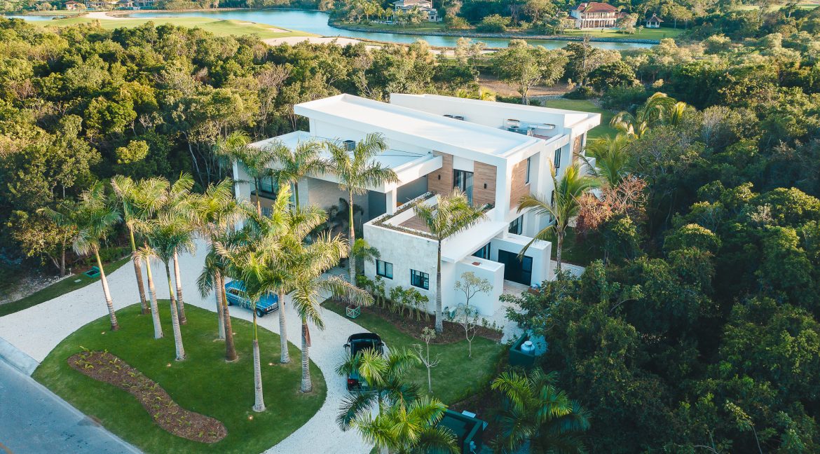Hacienda B31 - Luxury Villas for Sale - Punta Cana Resort - Golf Front-22