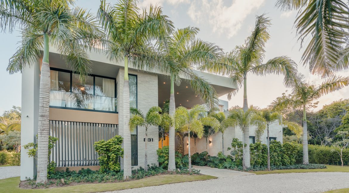 Hacienda B31 - Luxury Villas for Sale - Punta Cana Resort - Golf Front-23