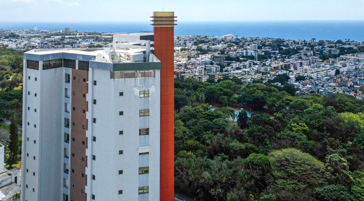 Piso 12 - Torre Logroval - DL-26